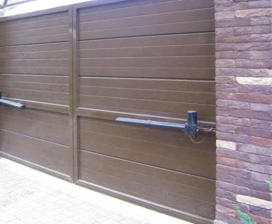 Автоматика для распашных ворот в Черкесске